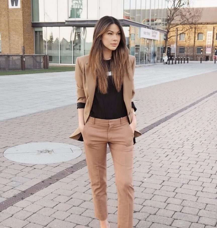 BUSINESS CASUAL ATTIRE FOR WOMEN DRESSING