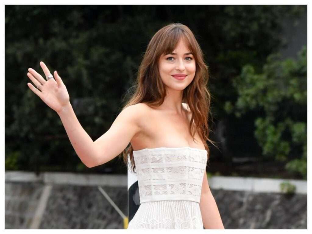 Dakota Johnson’s parents advised her AGAINST joining Hollywood; Actress jokes ‘See how well that turned out?’