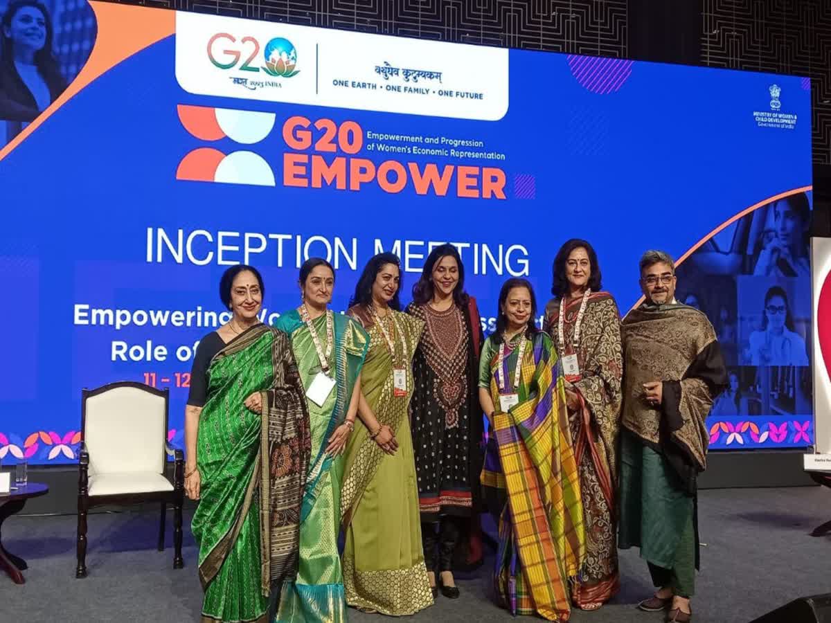 G20 bats for the empowerment of women